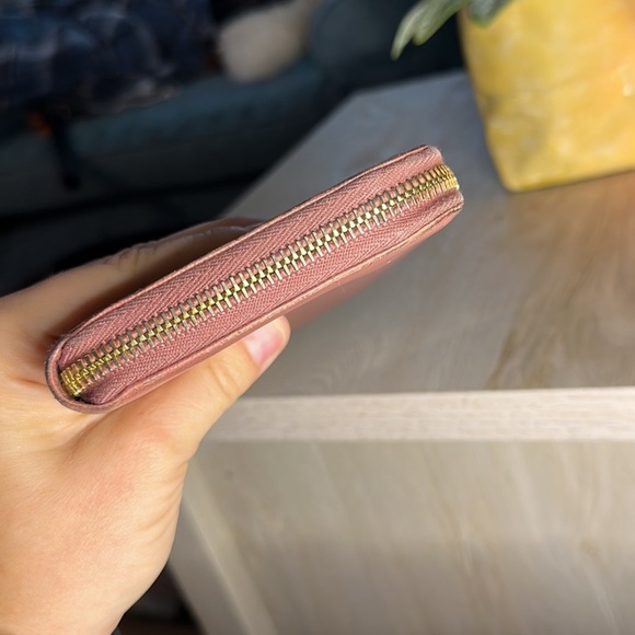 EUC Prada Zippy Wallet - Picture 11 of 14